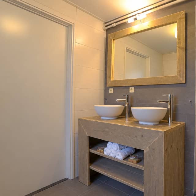 De Looische Hoeve Bathroom